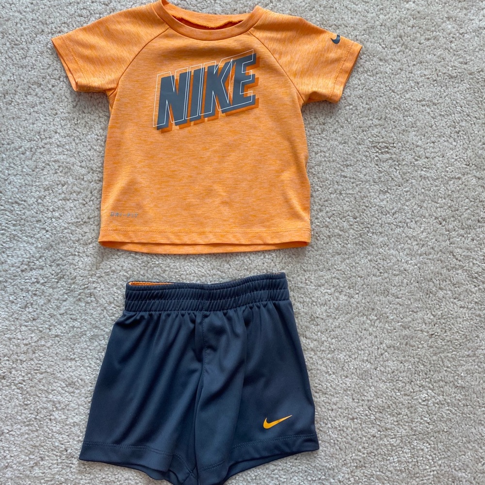Toddler 18m Nike Outfit